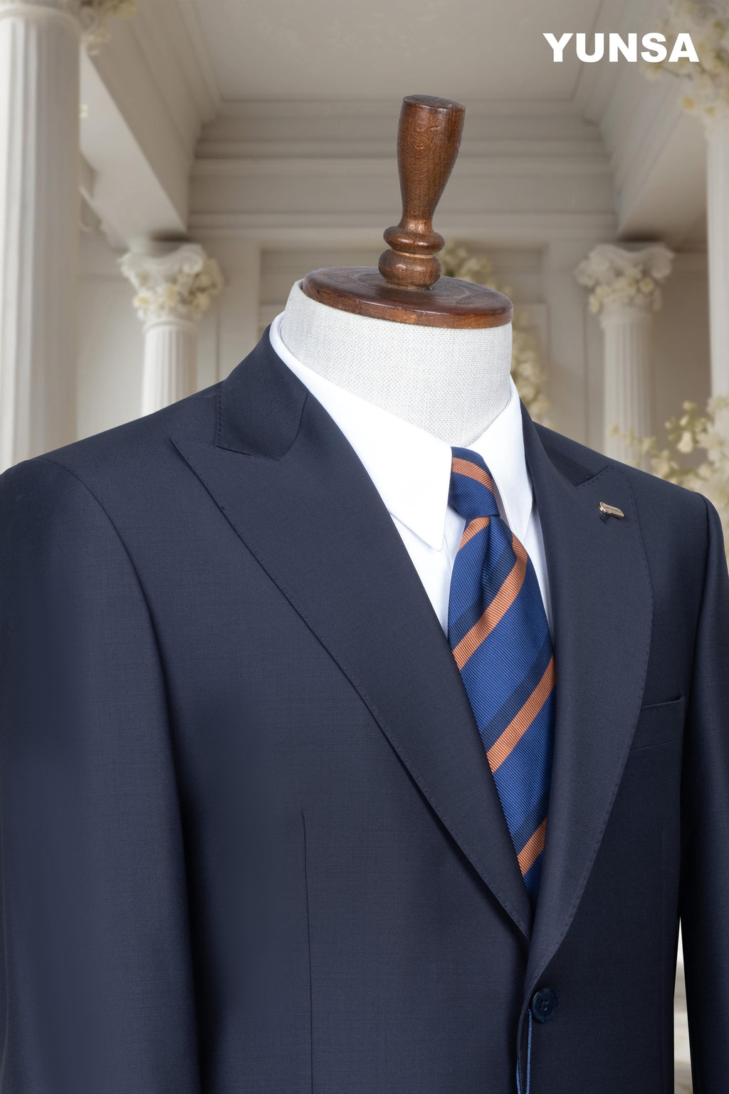 ITALIAN TAILORED FIT 100% WOOL SUIT