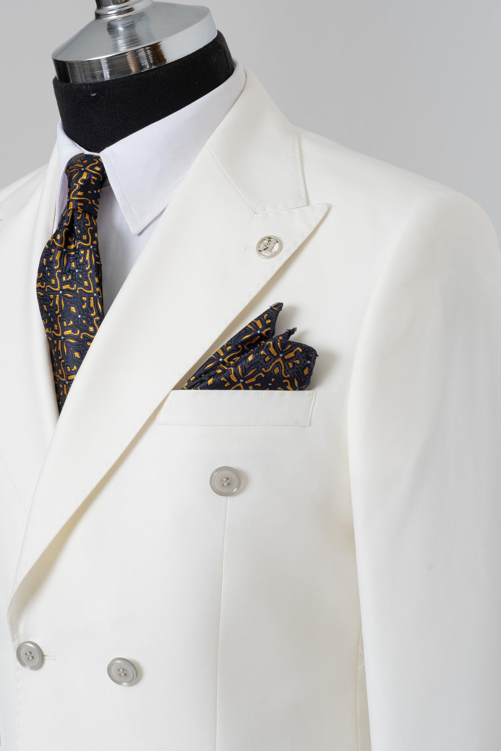 DOUBLE BREASTED SUIT WHITE