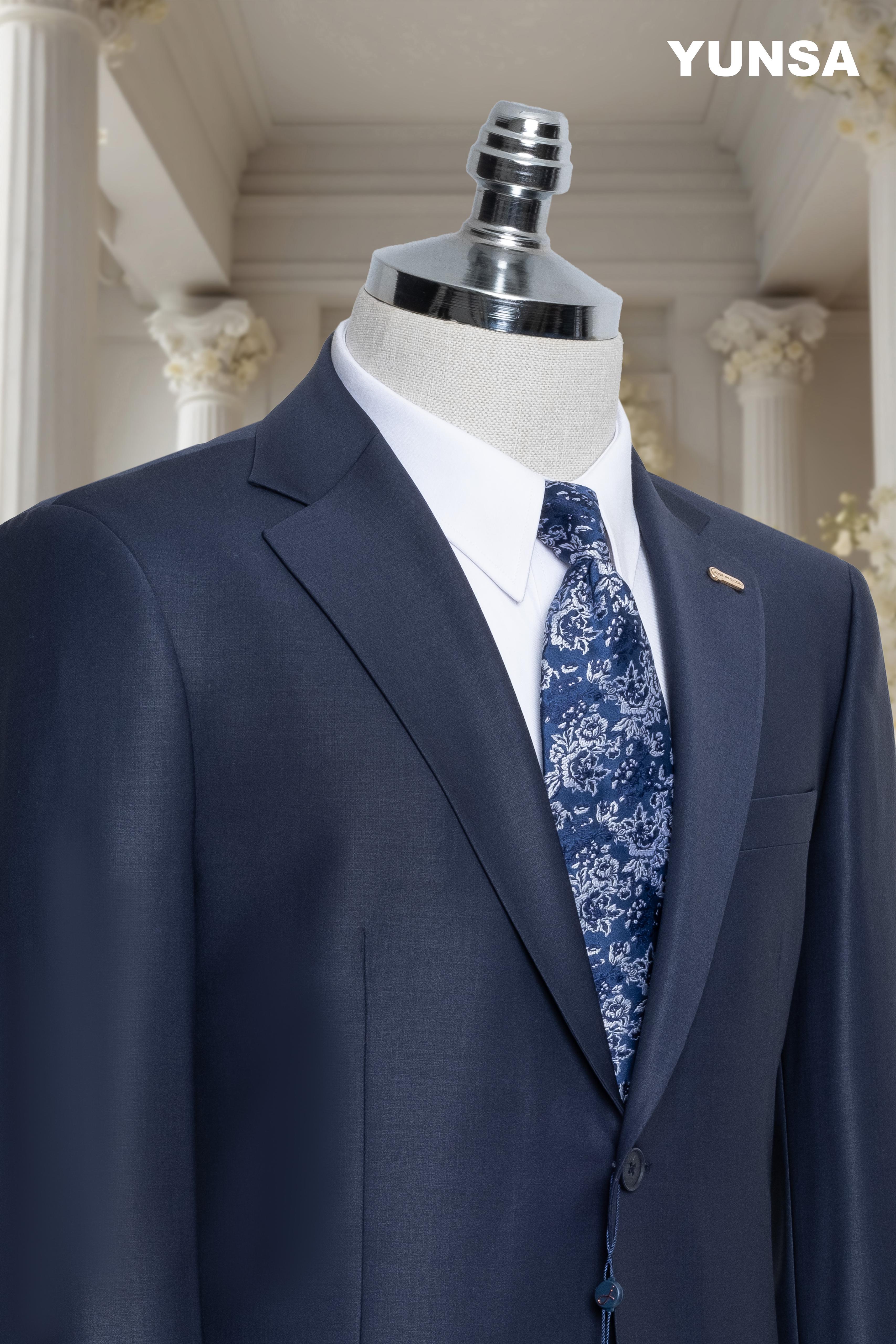 ITALIAN TAILORED FIT 100% WOOL SUIT