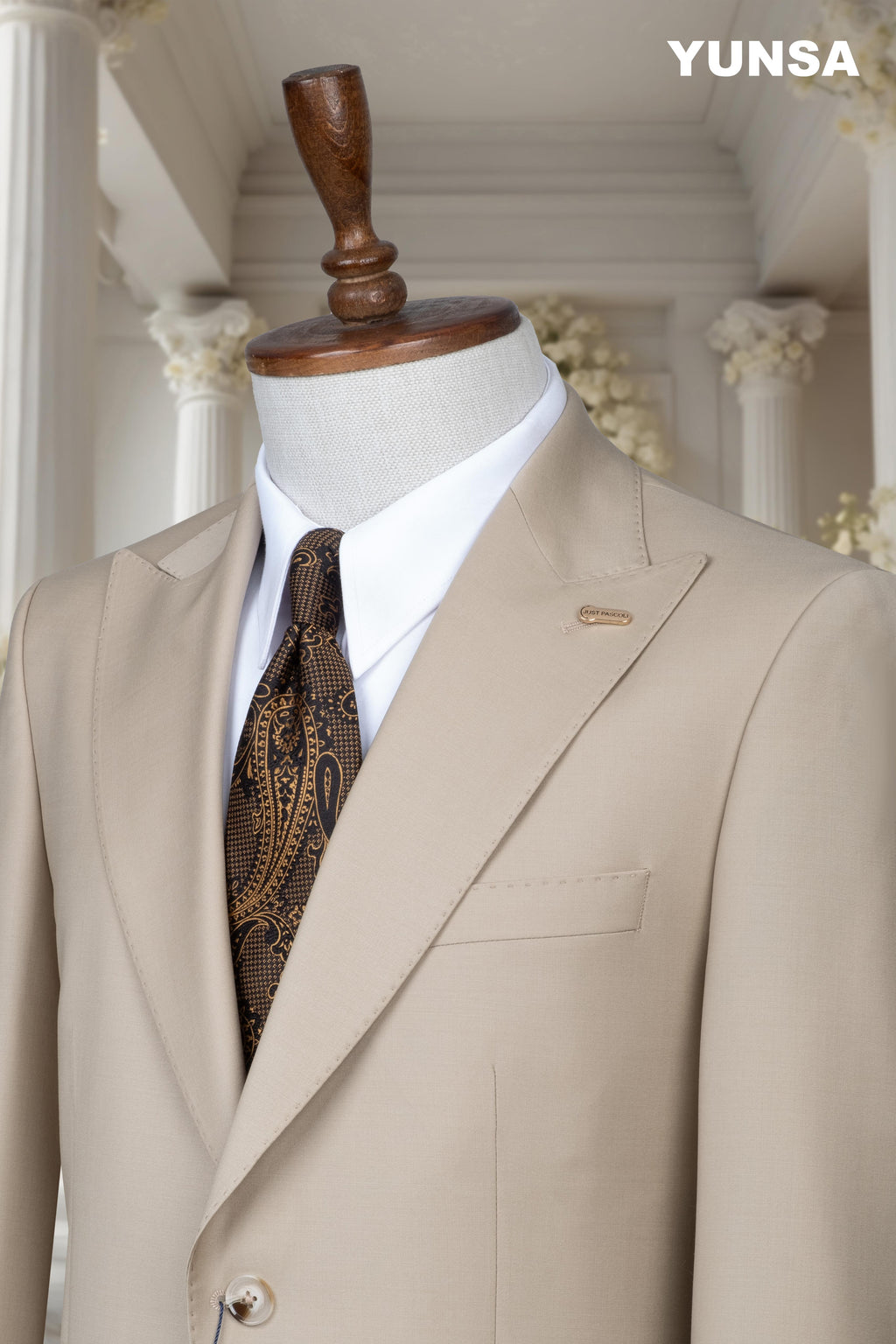 ITALIAN TAILORED FIT 100% WOOL SUIT