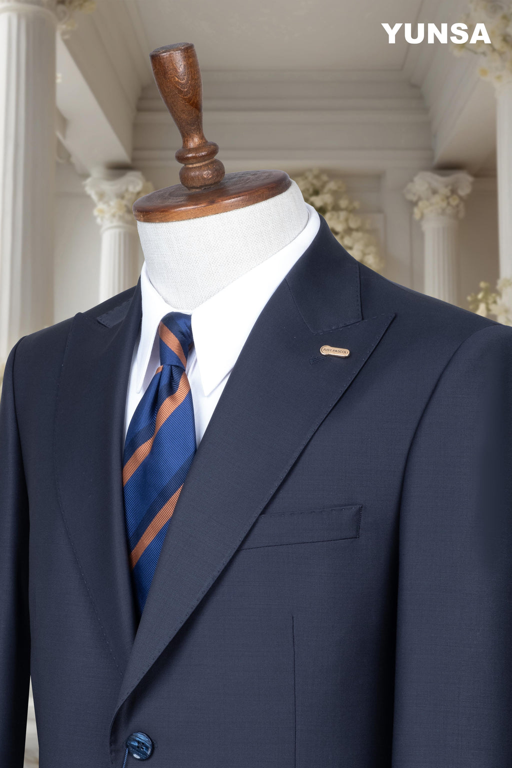 ITALIAN TAILORED FIT 100% WOOL SUIT