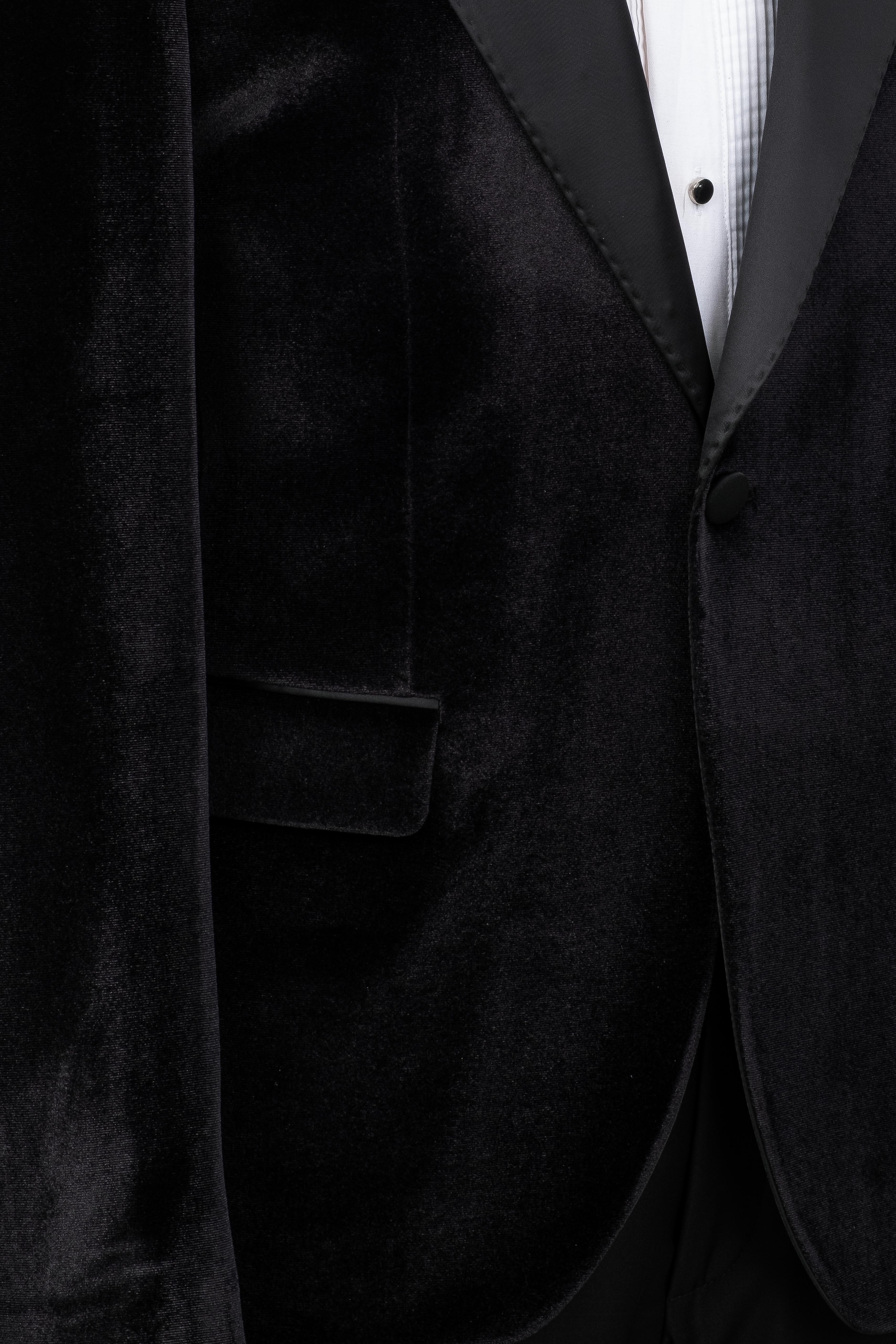 BLACK VELVET TUXEDO