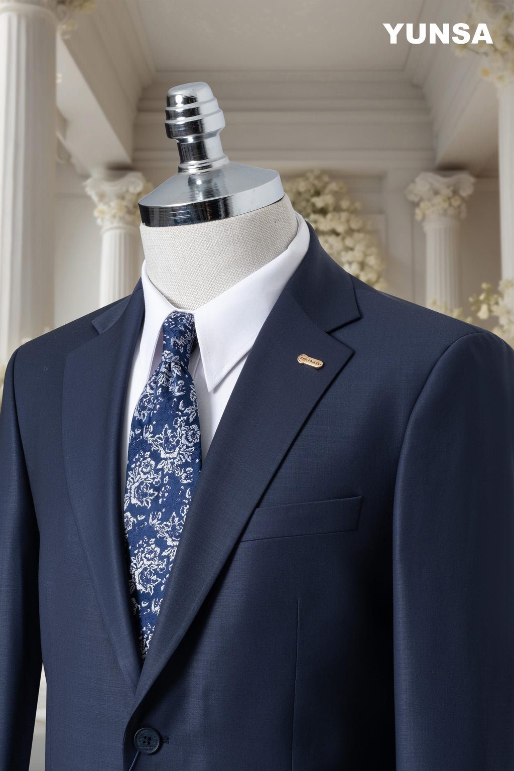 ITALIAN TAILORED FIT 100% WOOL SUIT