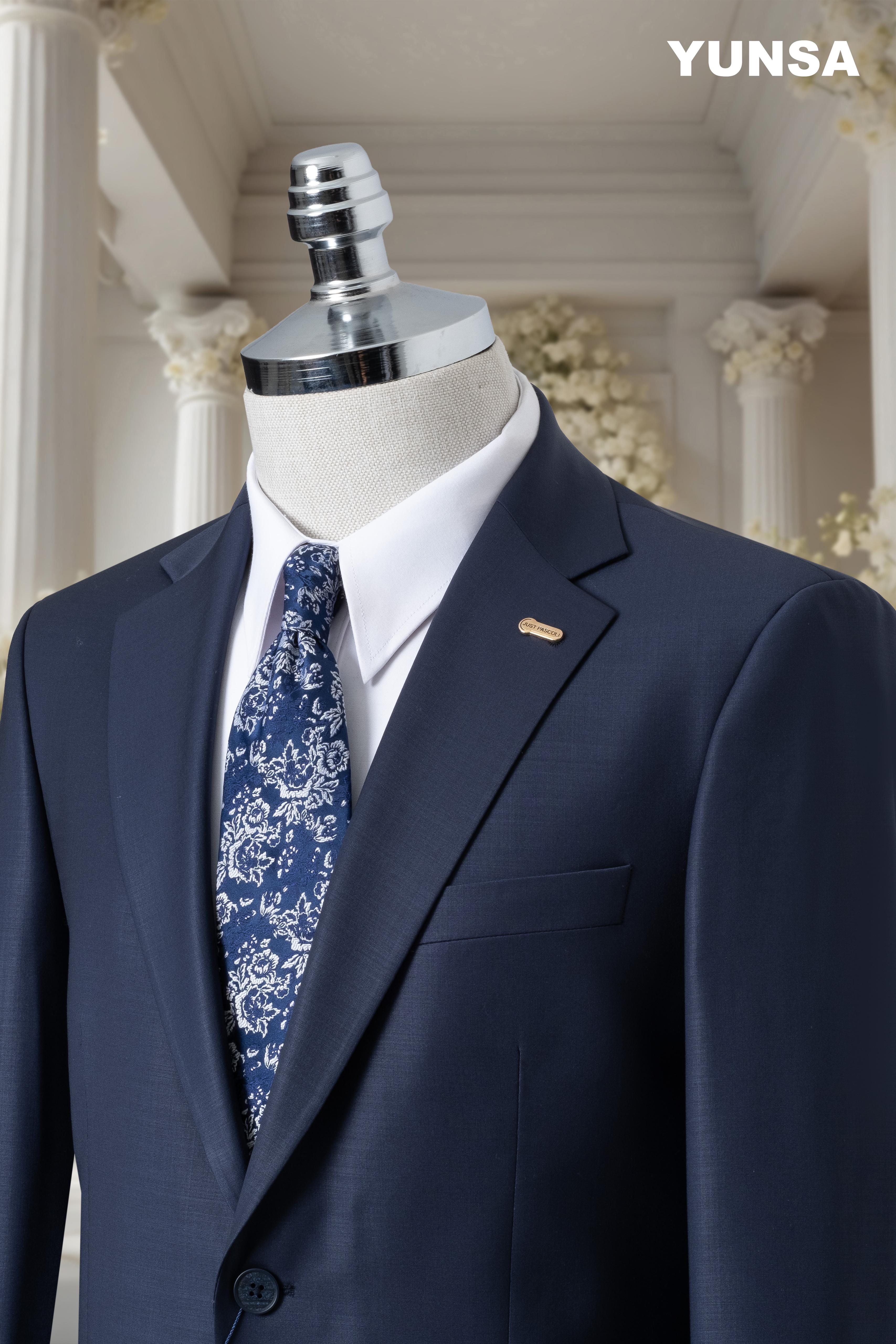 ITALIAN TAILORED FIT 100% WOOL SUIT