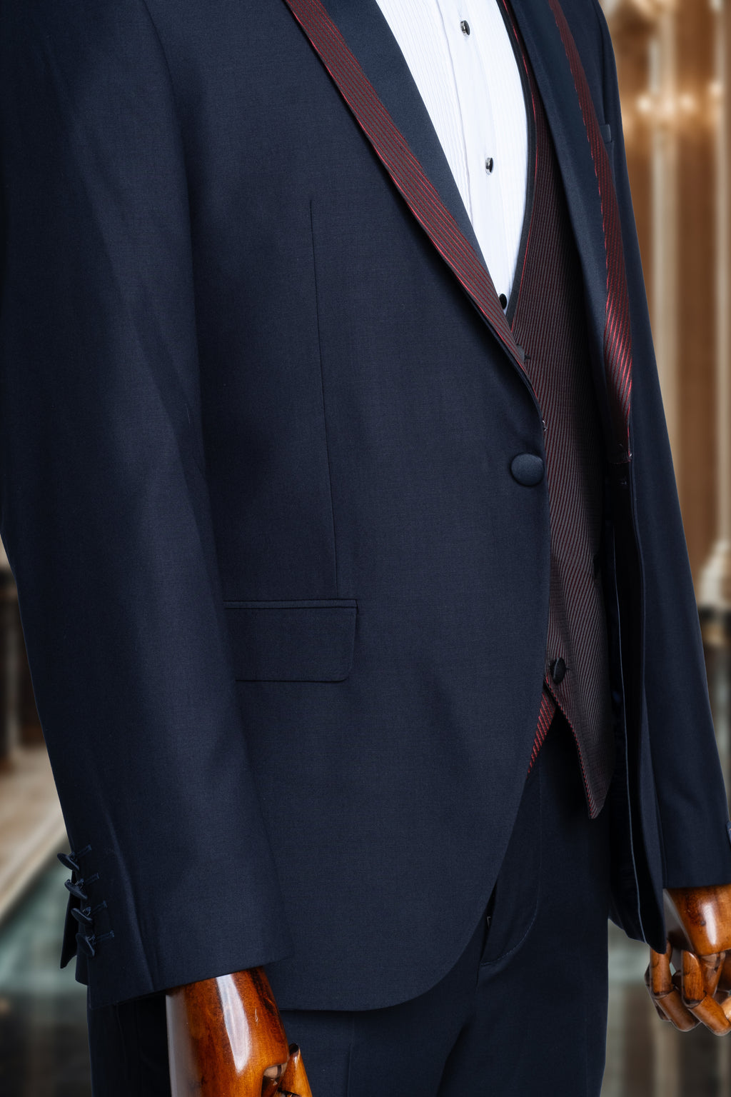 NAVY BLUE TUXEDO
