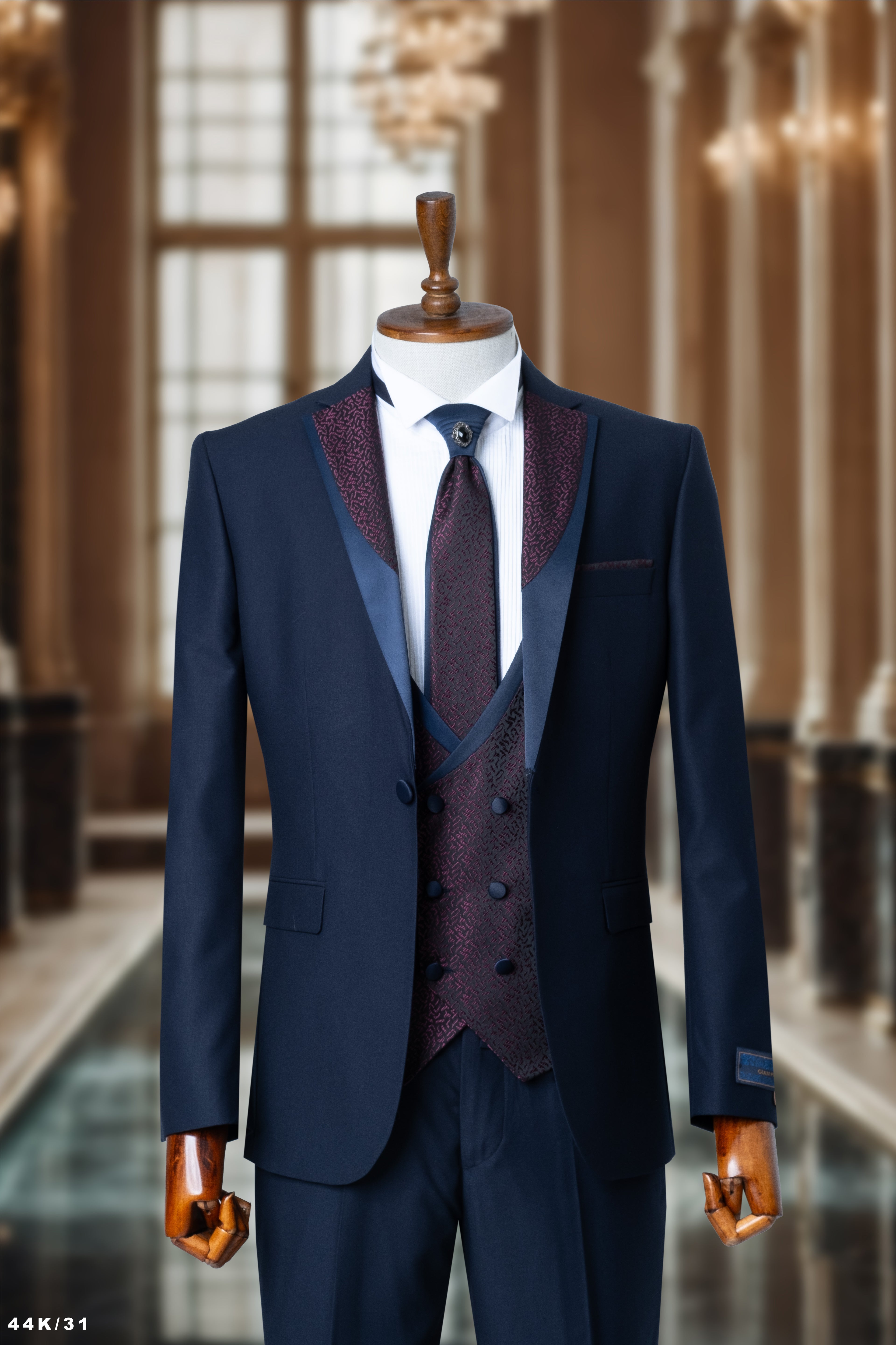 NAVY BLUE TUXEDO