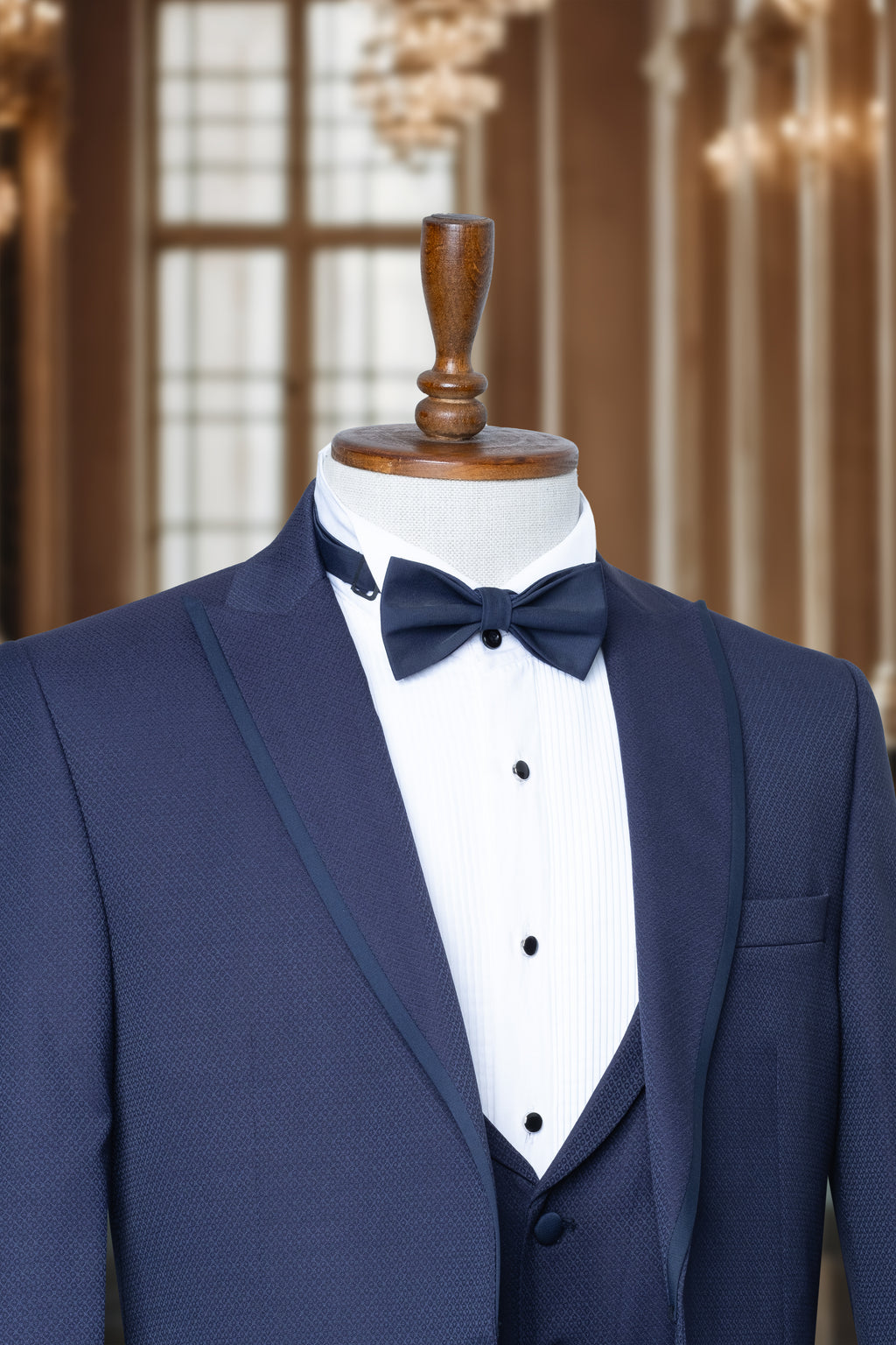 NAVY BLUE TUXEDO