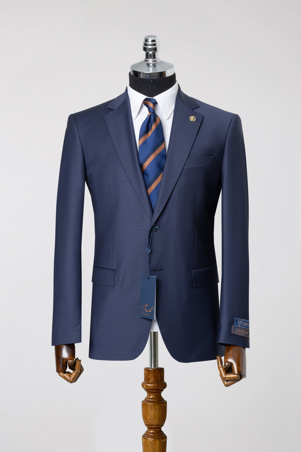 PARLAMENT WOOL SUIT