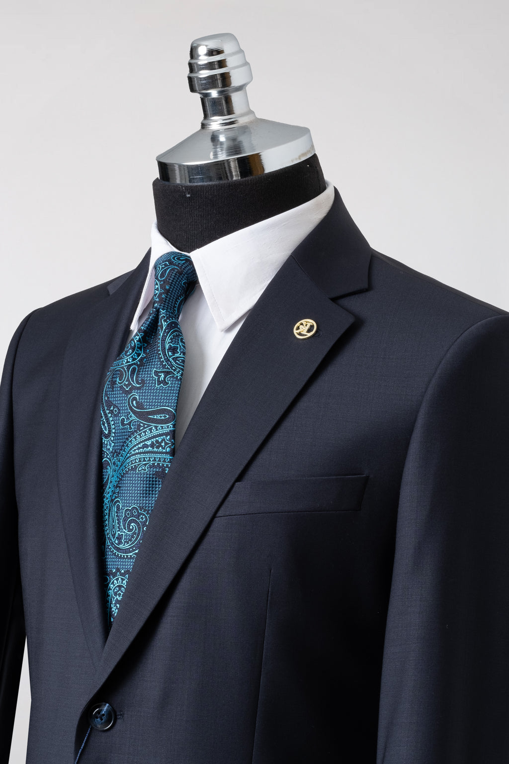 NAVY BLUE WOOL SUIT