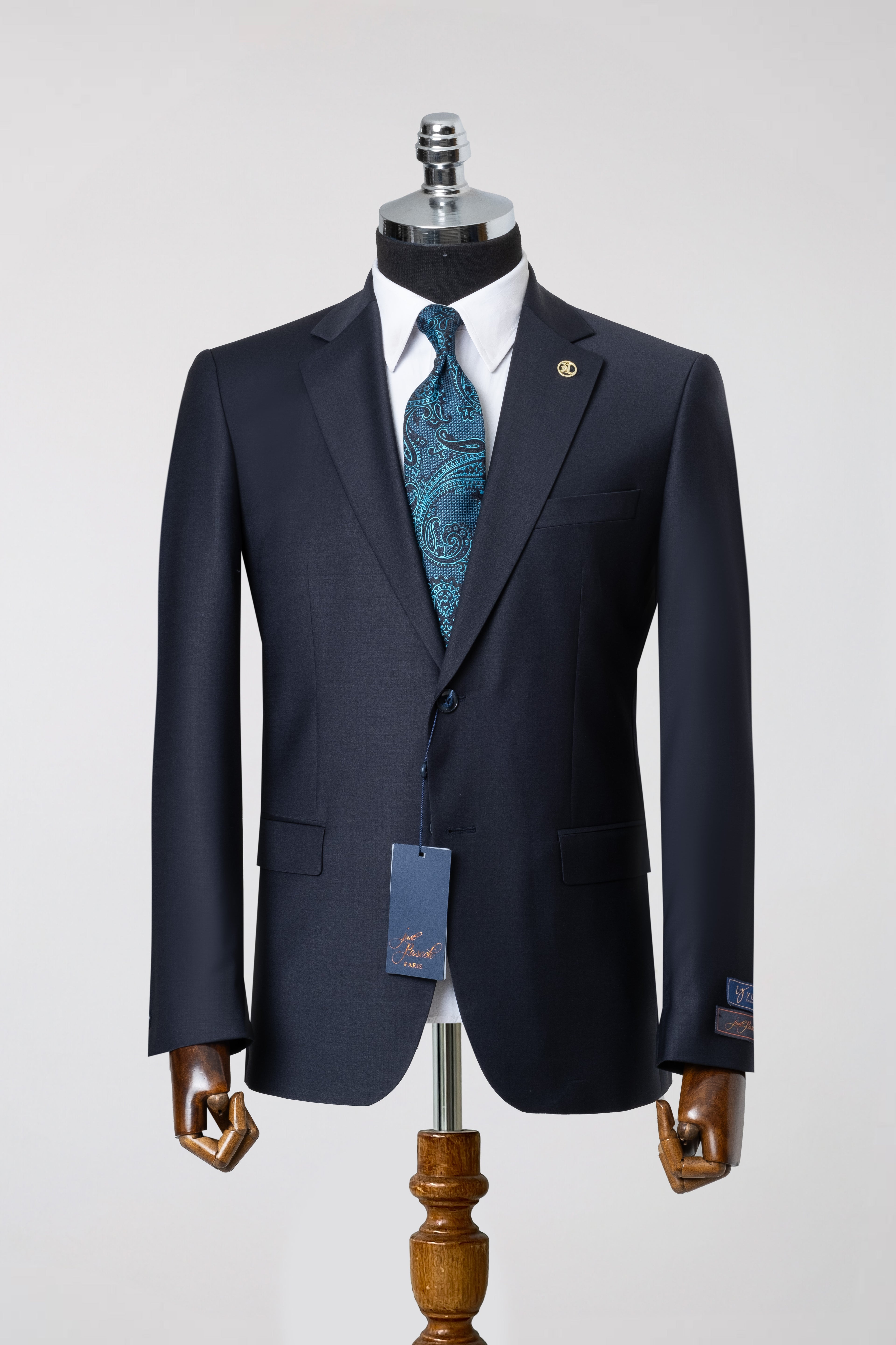 NAVY BLUE WOOL SUIT