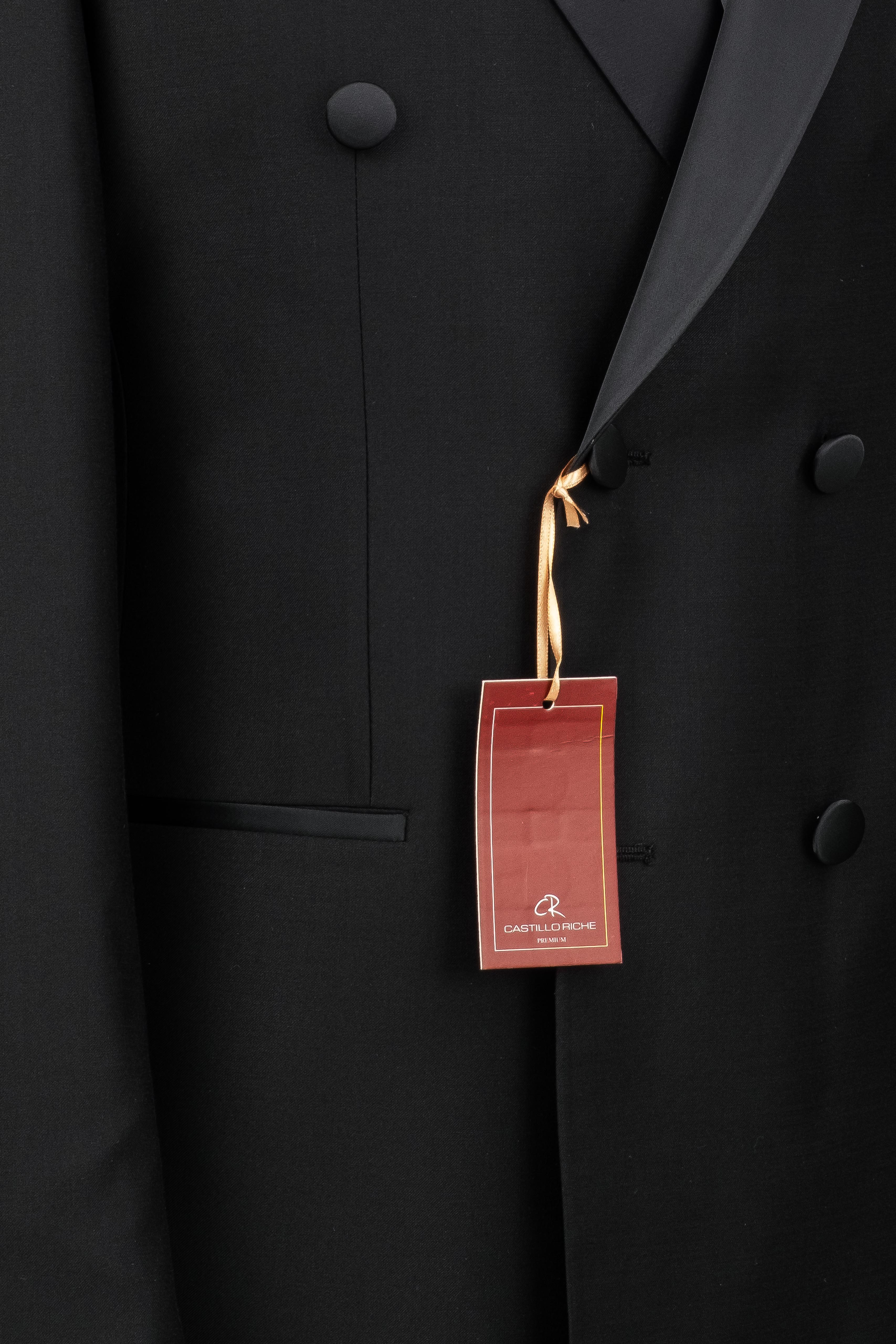 BLACK DOUBLE BREASTED TUXEDO