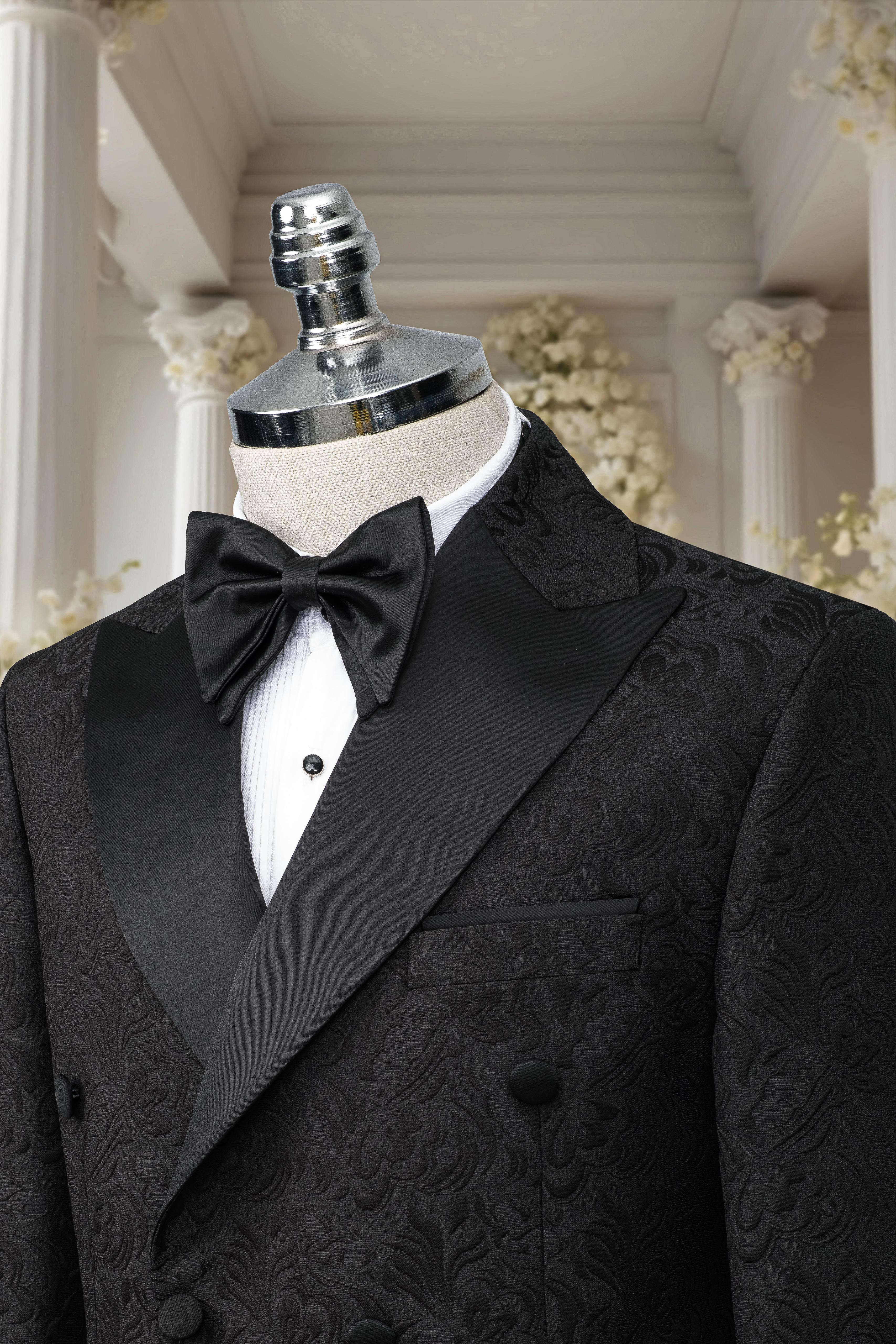 BLACK JACQUARD TUXEDO