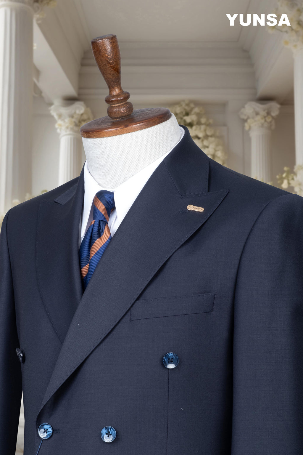 ITALIAN TAILORED FIT 100% WOOL SUIT