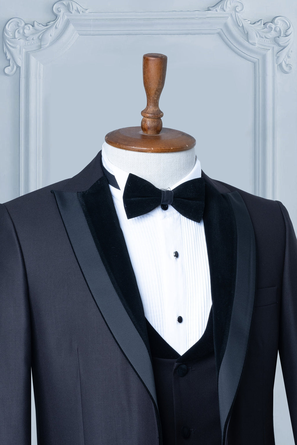 Black Suits Men 3 Piece Slim Fit One Button Wedding Groom Party Wear Coat Pant, Peak Lapel, Black Slim Fit Satin Peak Lapel Wedding Suit