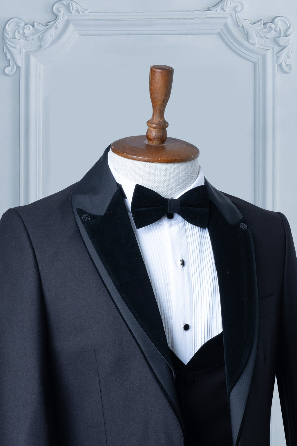 Black Suits Men 3 Piece Slim Fit One Button Wedding Groom Party Wear Coat Pant, Peak Lapel, Black Slim Fit Satin Peak Lapel Wedding Suit