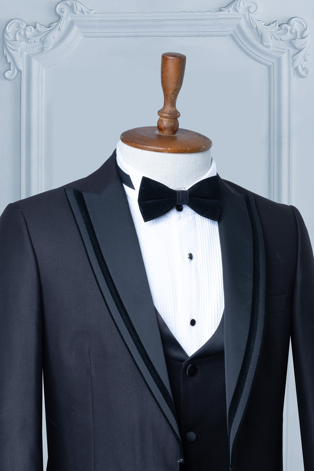 Black Suits Men 3 Piece Slim Fit One Button Wedding Groom Party Wear Coat Pant, Peak Lapel, Black Slim Fit Satin Peak Lapel Wedding Suit