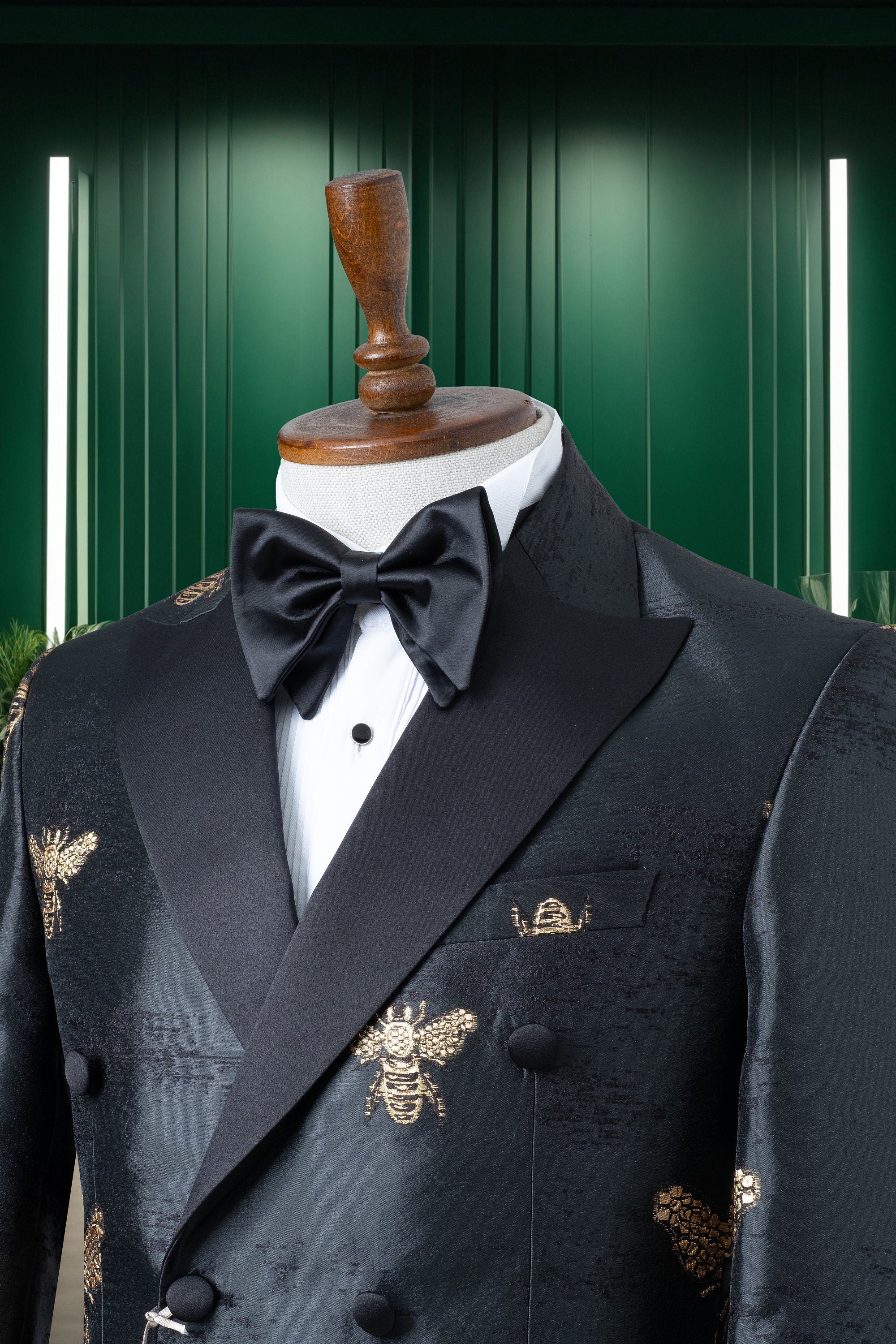 Black Jacquard Men's Tuxedo - Groom Suit - Wedding Suit Peak Lapel Slim Fit Double Breasted Men's Suit